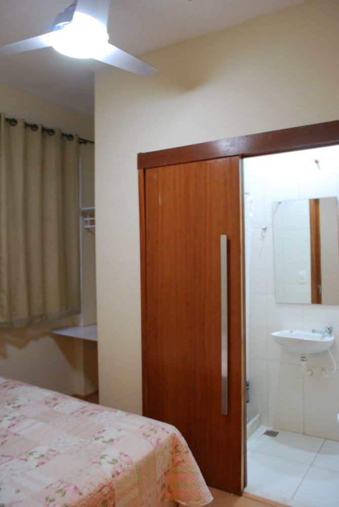 Solar Montserrart Wisma tamu 2*